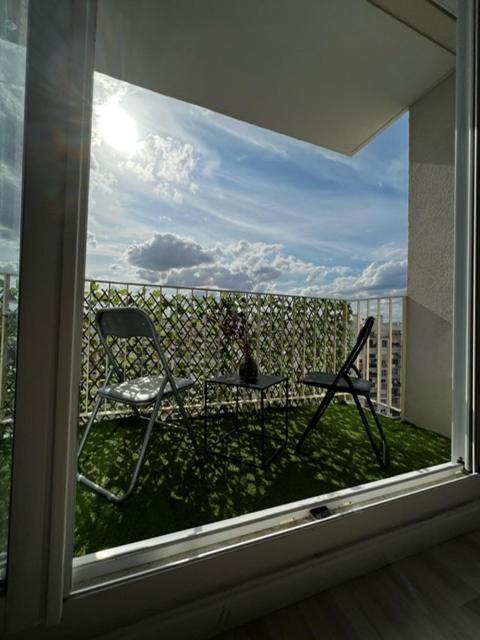 Evasion Familiale & Appartement Convivial Et Chaleureux Épinay-sur-Seine Εξωτερικό φωτογραφία